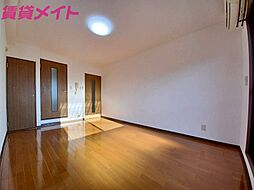 ＬＵＭＩＮＡ　Ｓ．Ｋ 3階1Kのリビング/ダイニング