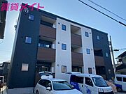 富田駅より徒歩10分 新築 3階建の賃貸物件