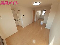 ブリアン　II 2階1LDKのリビング/ダイニング