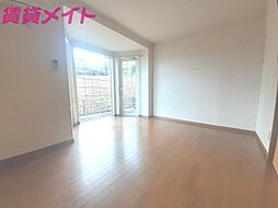 フォレスト　ガ−デン　II 1階3DKのリビング/ダイニング