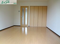 サン・friends芳ヶ崎 Ａ棟 1階1Kのリビング/ダイニング