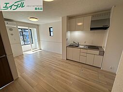 ローレル　I 1階1LDKのリビング/ダイニング