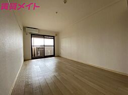 グリーンピュアいなべ 3階ワンルームのリビング/ダイニング