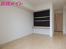 エアリー 1階ワンルームのリビング/ダイニング