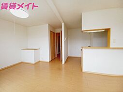 メロウハウス 2階1LDKのリビング/ダイニング