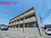 東員駅より徒歩8分 築7年5ヶ月 3階建の賃貸物件