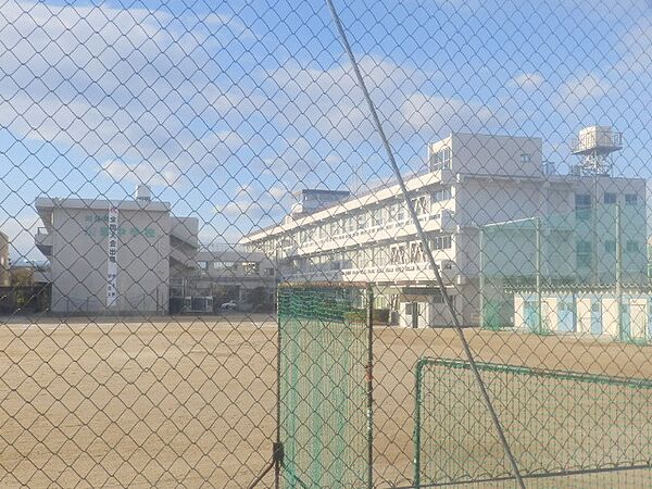 画像18:川越町立川越中学校