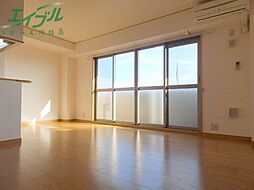 エトワール・プレーヌ 1階1LDKのリビング/ダイニング