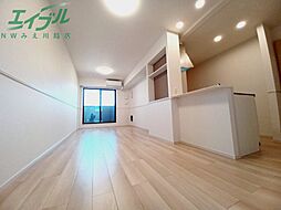 アルドーレＹ 2階2LDKのリビング/ダイニング