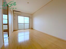 ＧＲＡＮ　ＡＧＥ 4階1LDKのリビング/ダイニング