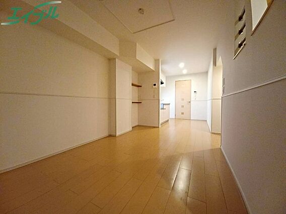 フィオーレ・ジェイ_内装_0