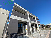 伊勢松本駅より徒歩9分 2階 築3年の賃貸物件