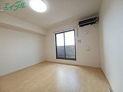 Ｇａｒｄｅｎ日永西II 2階1LDKのリビング/ダイニング