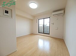 メゾン　プロムナード 2階1LDKのリビング/ダイニング