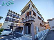 四日市駅より徒歩7分 3階 築8年11ヶ月の賃貸物件