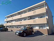 伊勢川島駅より徒歩5分 築10年 3階建の賃貸物件