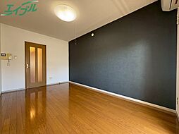 Ｔ’ｓ　Ｓｑｕａｒｅ 3階1Kのリビング/ダイニング