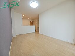 クローバー　Ａ 1階1LDKのリビング/ダイニング