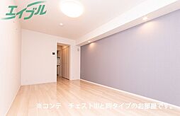 ヒカルサ四日市中部ウエスト 3階1Kのリビング/ダイニング