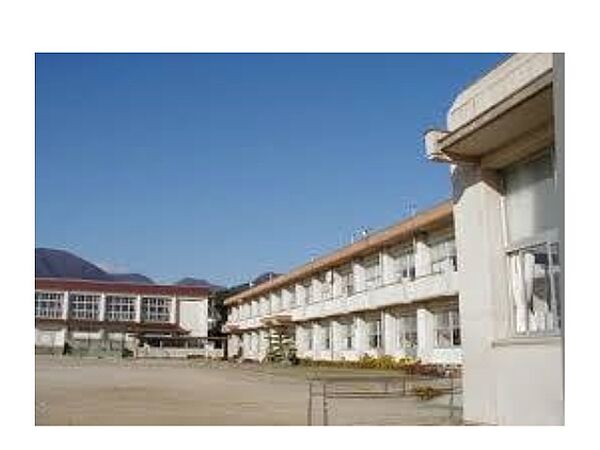 画像16:いなべ市立阿下喜小学校