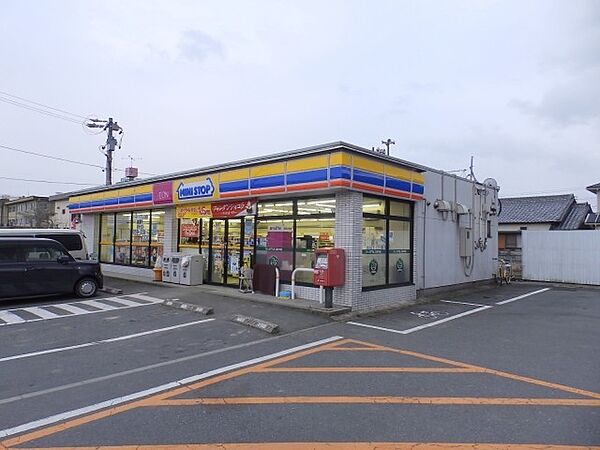 画像24:ミニストップ朝明店