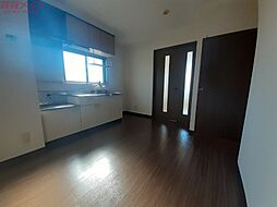 グランディルジン 3階3DKのリビング/ダイニング