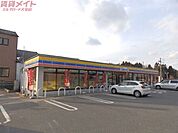 ミニストップ菰野町庁舎前店 937m