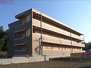 梅戸井駅より徒歩28分 築16年5ヶ月 3階建の賃貸物件