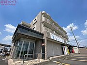 東員駅より徒歩10分 築21年10ヶ月 3階建の賃貸物件