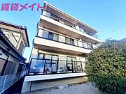 北楠駅より徒歩3分 築28年2ヶ月 3階建の賃貸物件