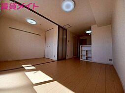 ＣＯＭＯＤＯ楠III 2階1LDKのリビング/ダイニング