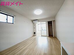 サンライズ・ウエスト 1階1Kのリビング/ダイニング