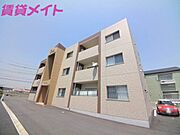 伊勢松本駅より徒歩7分 築11年9ヶ月 3階建の賃貸物件