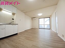 コーポラスたなかB棟 2階2LDKのリビング/ダイニング