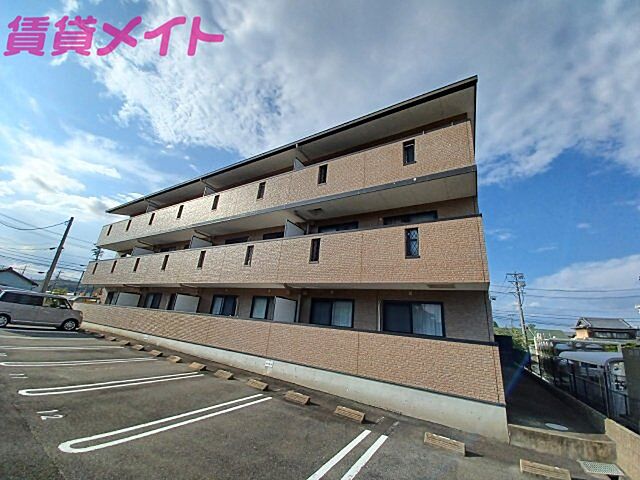 3 / 24