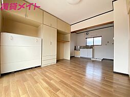 JR関西本線 加佐登駅 徒歩8分の賃貸アパート 2階ワンルームのリビング/ダイニング