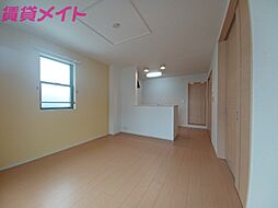 伊勢鉄道 河原田駅 徒歩25分の賃貸アパート 2階2LDKのリビング/ダイニング