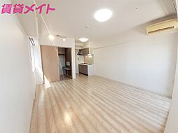 近鉄鈴鹿線 三日市駅 徒歩12分の賃貸マンション 4階ワンルームのリビング/ダイニング