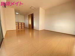 伊勢鉄道 玉垣駅 徒歩8分の賃貸アパート 2階1LDKのリビング/ダイニング