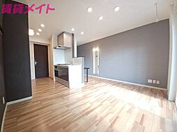 近鉄鈴鹿線 三日市駅 徒歩14分の賃貸アパート 1階ワンルームのリビング/ダイニング