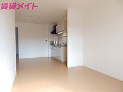 近鉄鈴鹿線 平田町駅 徒歩20分の賃貸アパート 1階1LDKのリビング/ダイニング