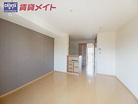 EverGreen Agarito 205 ｜ 三重県鈴鹿市岡田３丁目（賃貸アパート1R・2階・30.03㎡） その3