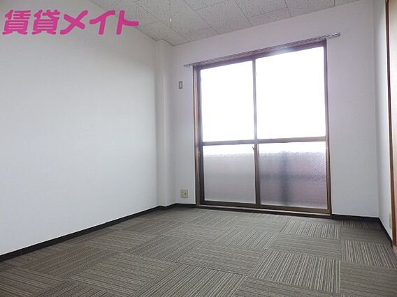 サンセットランド_内装_2