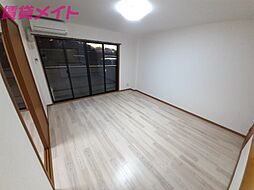 ブルースカイマンション 1階2LDKのリビング/ダイニング