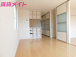 グランディール　C棟 2階1LDKのリビング/ダイニング