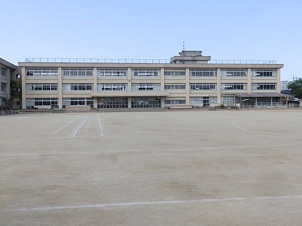 画像19:津市立養正小学校