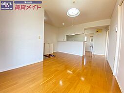 ＰＬＵＭ　ＳＱＵＡＲＥ 2階2LDKのリビング/ダイニング