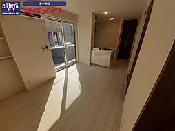 D-room SkyII 1階1LDKのリビング/ダイニング