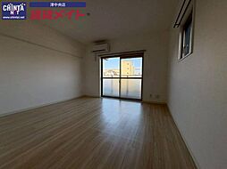 ファインテラス 1階1Kのリビング/ダイニング