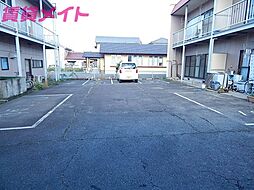 8 / 16